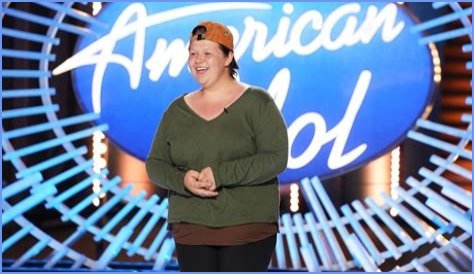 Who is Kelsie Dolin on American Idol and where can you find her on Instagram?